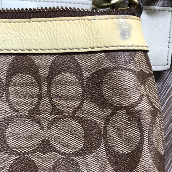 Sold - Picture 3 of 6